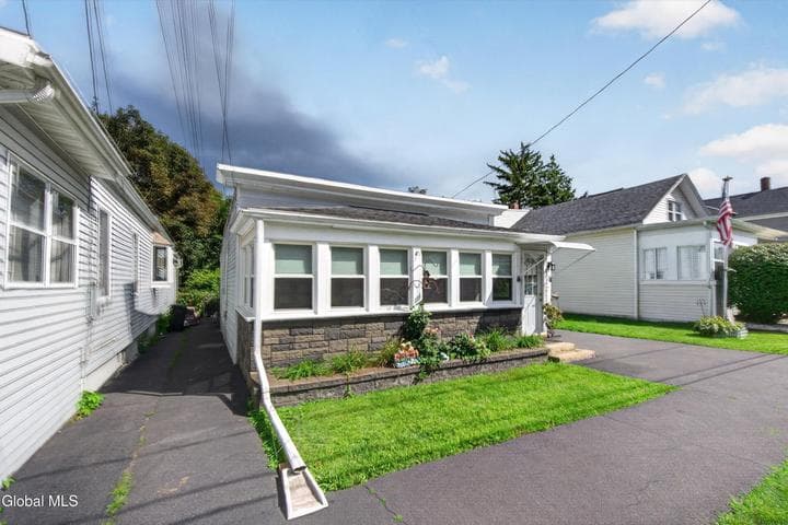24 Masten Avenue, Cohoes, NY, photo 2