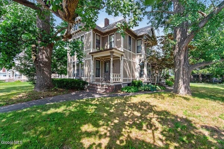 475 Glen Street, Glens Falls, NY, photo 2