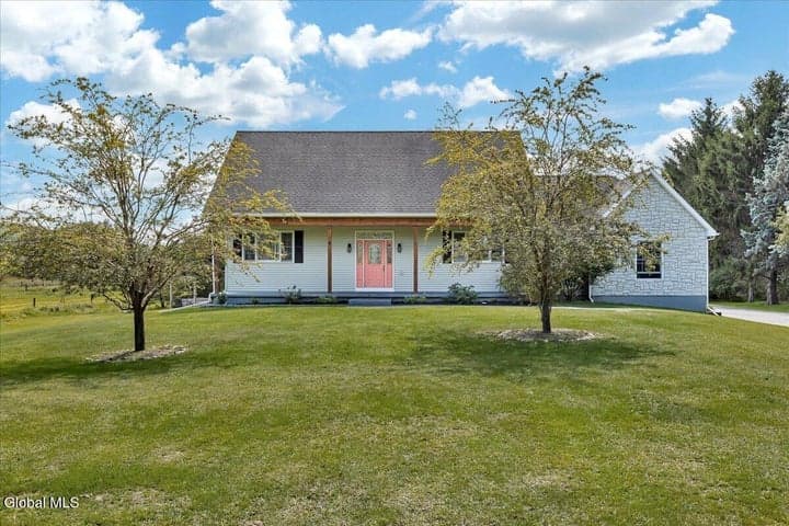 111 Orchard Lane, Sand Lake, NY