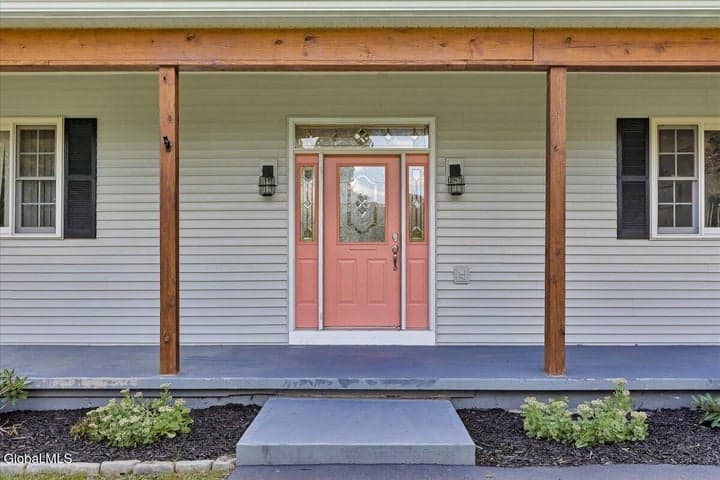 111 Orchard Lane, Sand Lake, NY, photo 5