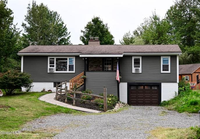 968 County Highway 126, Perth, NY