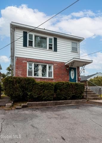 51 Pleasantview Avenue, Albany, NY, photo 2