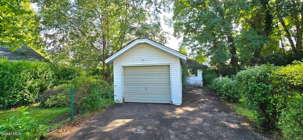 259 Thirteenth Street, Schenectady, NY, photo 4