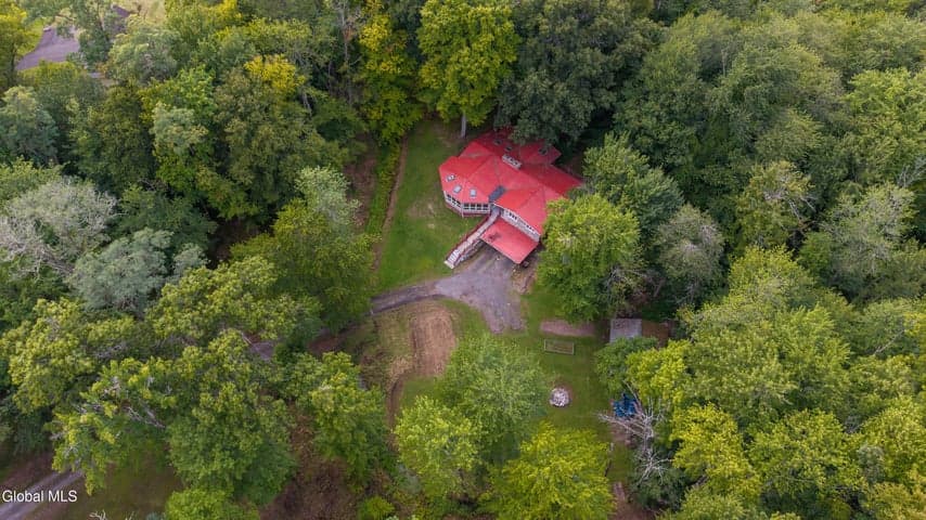 35 Wildwood Lane, Bethlehem, NY, photo 5