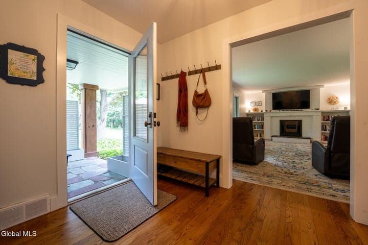 53 Lyons Avenue, Delmar, NY, photo 5