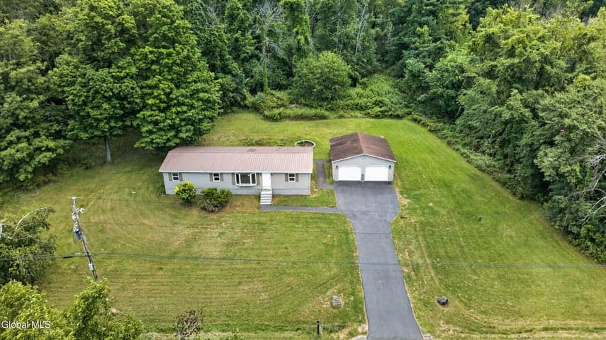 683 Knickerbocker Road, Schaghticoke, NY, photo 2