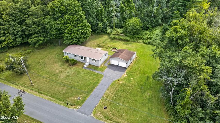 683 Knickerbocker Road, Schaghticoke, NY, photo 4