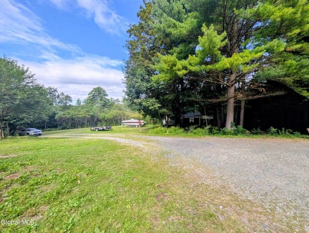 15 Mercurio Way, Hampton, NY, photo 4
