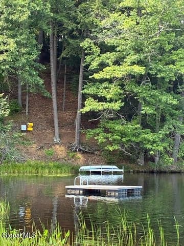 12 North Avenue, Lake Luzerne, NY