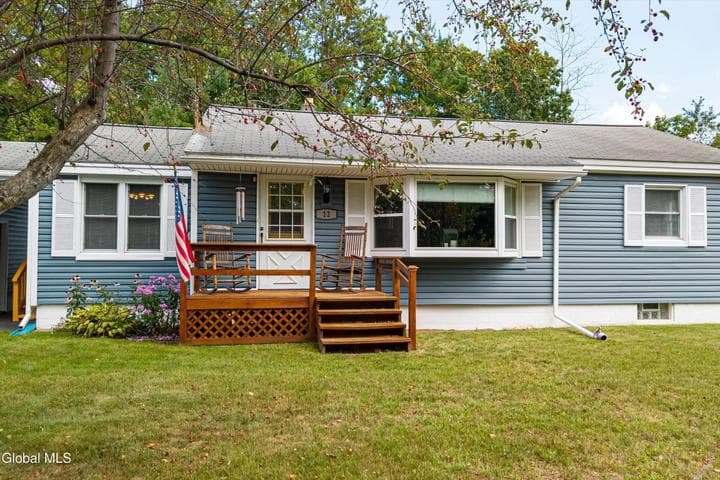 12 Pinewood Road, Queensbury, NY, photo 3