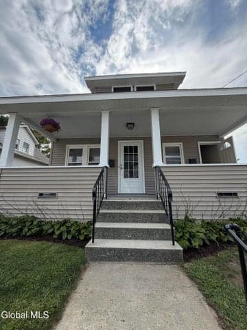 4 Orford Street, Colonie, NY, photo 2