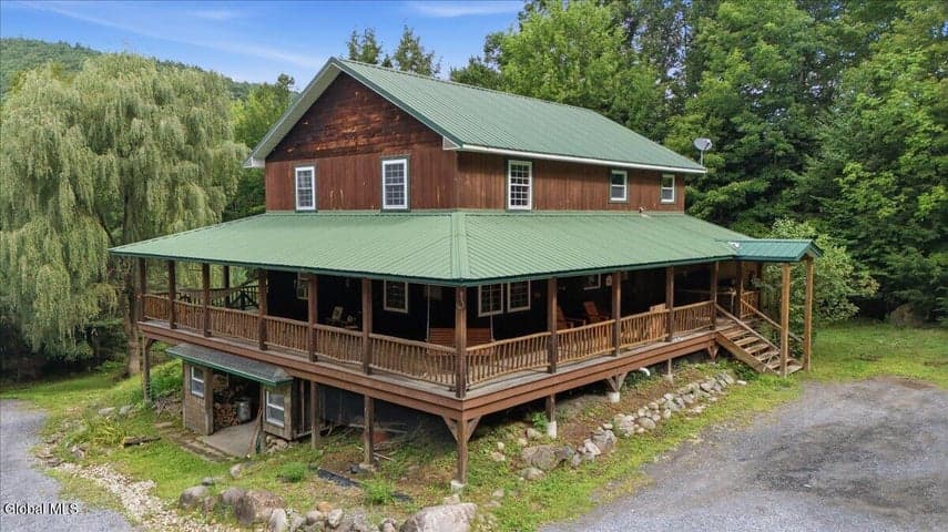 390 Eddy Road, Hadley, NY