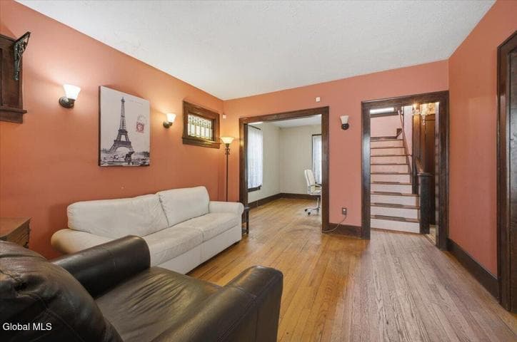 65 Lincoln Avenue, Albany, NY, photo 5