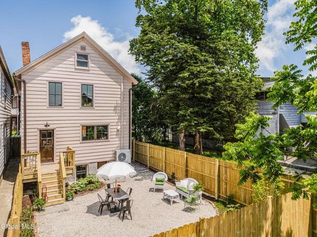 225 Robinson Street, Hudson, NY, photo 2