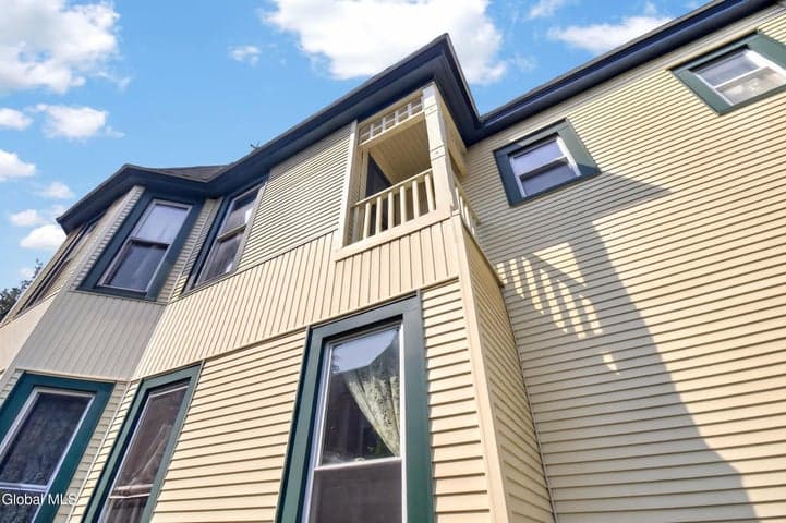 18 Grove Street, Baldwinsville, NY, photo 3