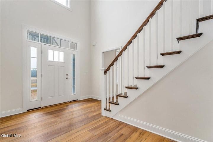 24 Eastpointe Drive, Saratoga Springs, NY, photo 2
