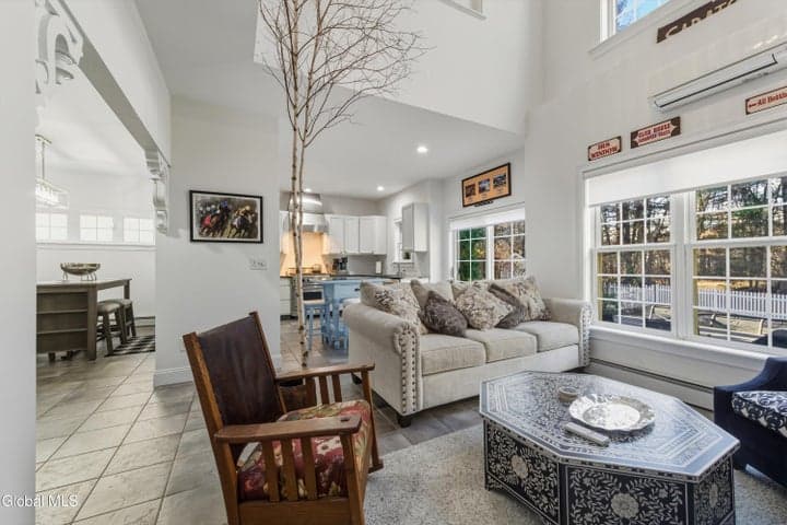 15 Thoroughbred Drive, Saratoga Springs, NY, photo 4