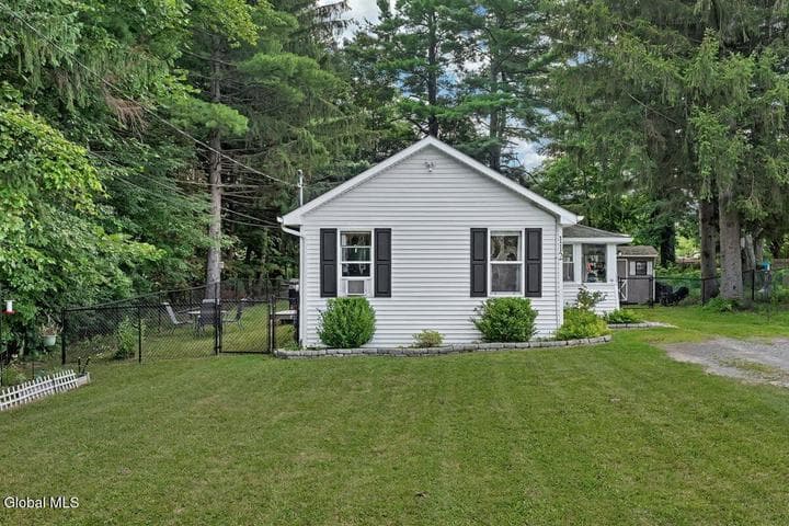 112 Fairfax Avenue, Schenectady, NY