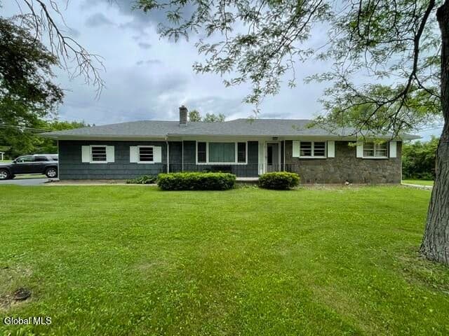 6 Nicholas Avenue, Glenville, NY, photo 1