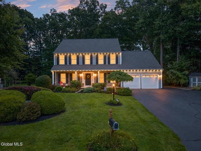 40 Willow Drive, Delmar, NY