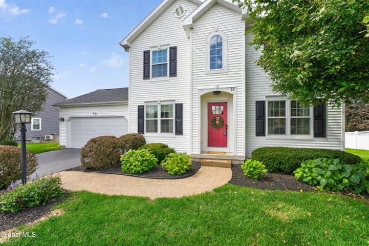 15 Sandpiper Lane, Rexford, NY, photo 3
