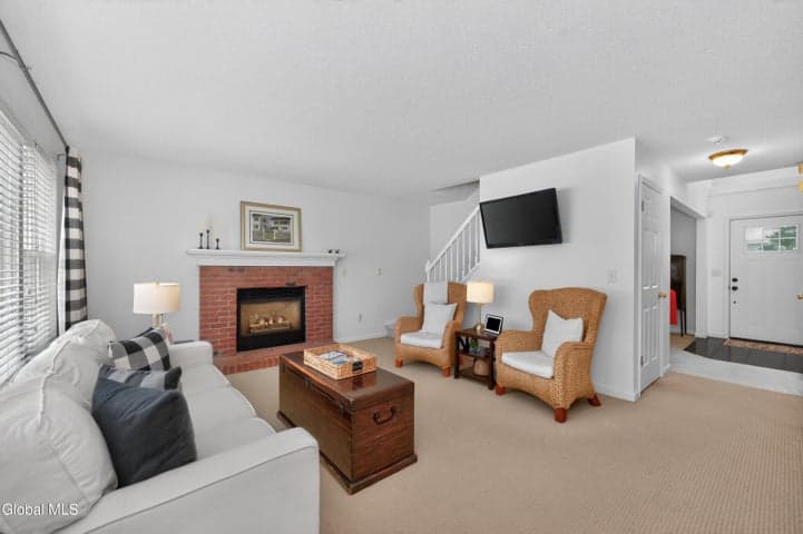 15 Sandpiper Lane, Rexford, NY, photo 5