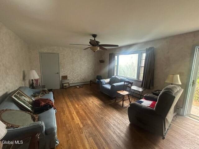 2 Crescent Lane, Troy, NY, photo 4