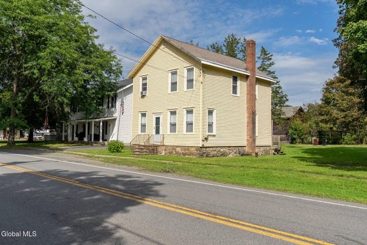 46 State Street, Valley Falls, NY, photo 2