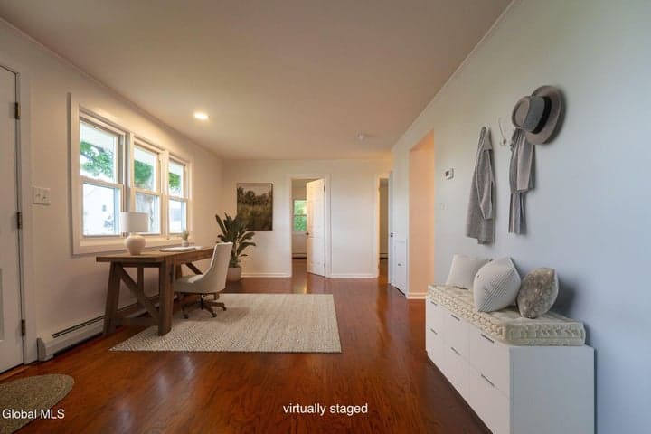 15 Renas Drive, Colonie, NY, photo 5