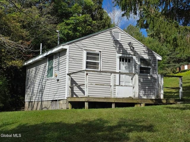414 Cross Hill Road, Richmondville, NY