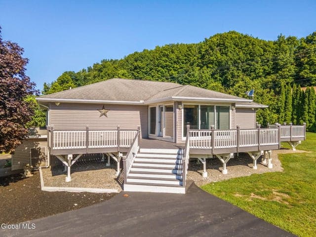 5457 State Route 40, Argyle, NY, photo 3
