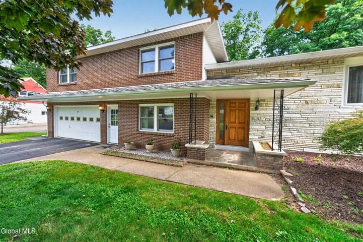 25 Tice Road, Guilderland, NY, photo 2