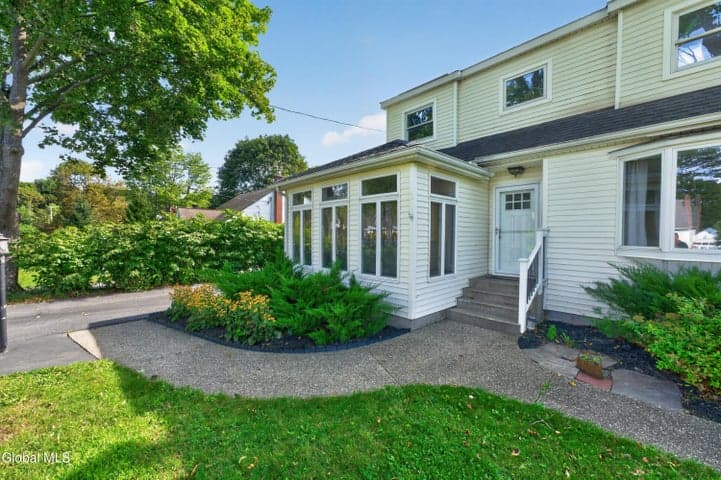 9 Nielsen Road, Altamont, NY, photo 4