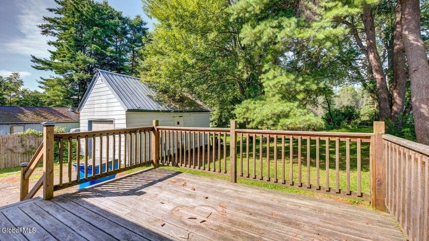 4254 New York 30, Perth, NY, photo 3