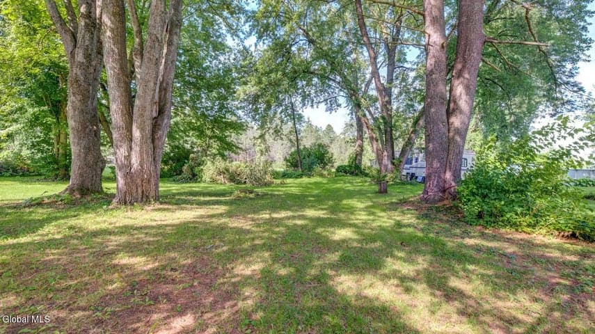 4254 New York 30, Perth, NY, photo 4