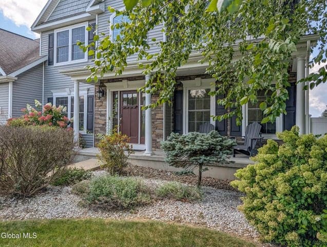 2 Haywood Lane, Rensselaer, NY, photo 4