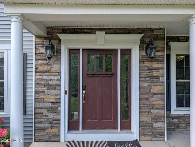 2 Haywood Lane, Rensselaer, NY, photo 5