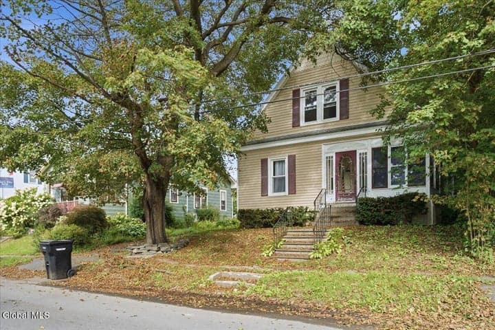 12 Kinloch Avenue, Troy, NY, photo 2