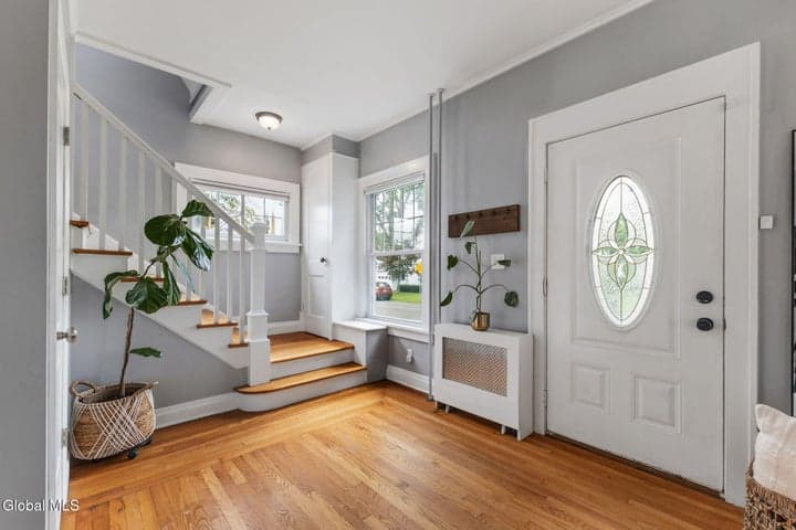 16 Summit Avenue, Latham, NY, photo 5