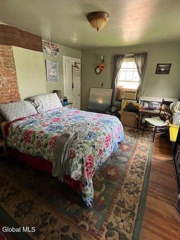 16 Willow Street, Castleton-on-Hudson, NY, photo 2