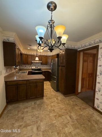 111 Berkley Avenue, Cohoes, NY, photo 3