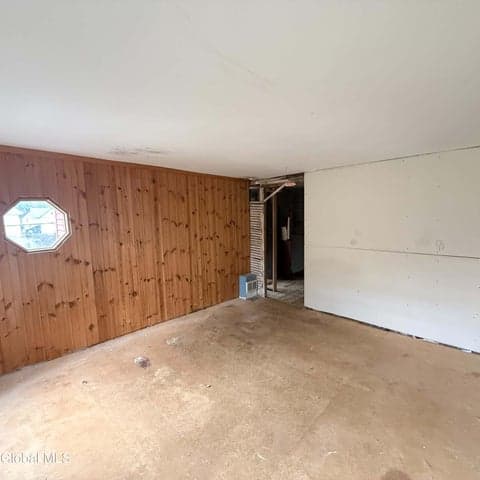 18 Walnut Street, Gloversville, NY, photo 5