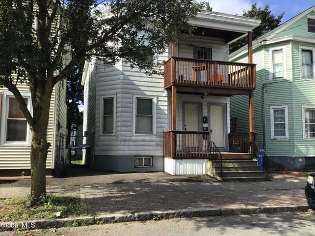 16 Benson Street, Albany, NY, photo 1