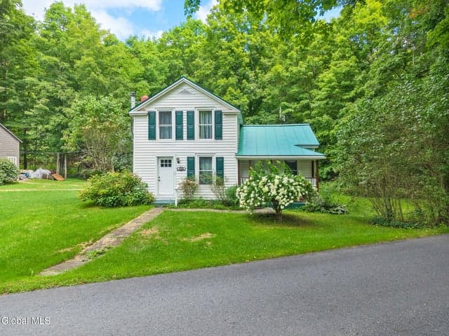 150 Pleasant Valley Road, Fulton, NY