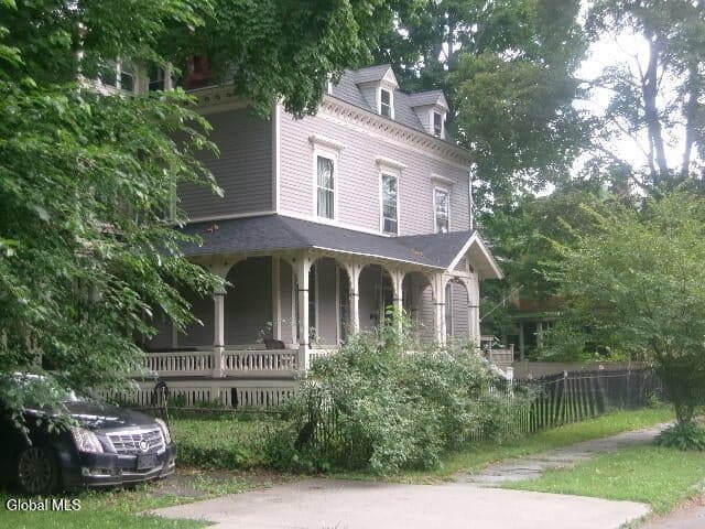 558 3rd Avenue, Troy, NY, photo 2