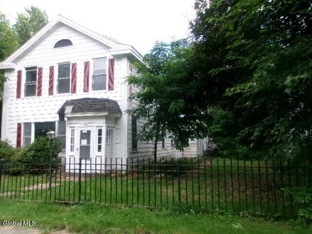 558 3rd Avenue, Troy, NY, photo 5