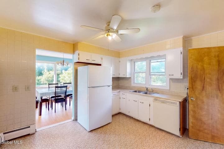 1 Crown Terrace, Albany, NY, photo 5