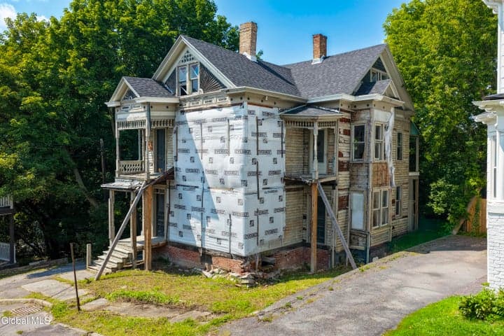 11 Summit Avenue, Catskill, NY