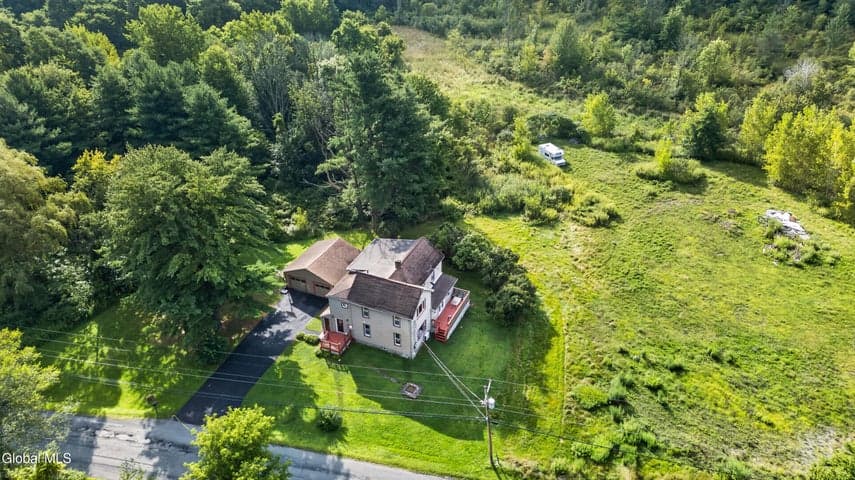 26 Verbraska Avenue, Amsterdam, NY, photo 4