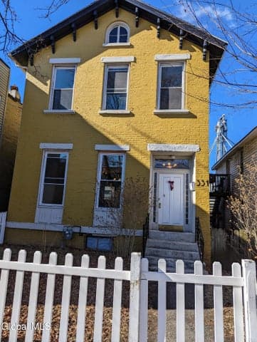331 1st Street, Troy, NY